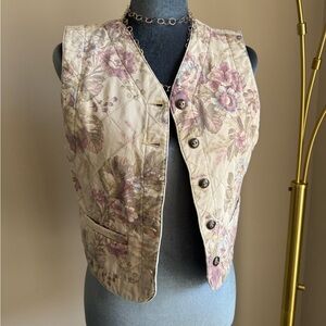 Lizwear Petite Quilted Floral Vest Button Front Cottagecore